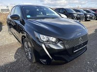 Pogled desno spredaj