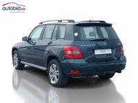 Pogled od pozadi levo