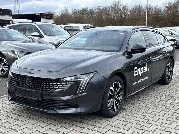 Náhled zpředu zleva