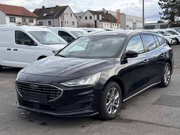 Náhled zpředu zleva