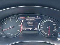 Pohled na přístrojovou desku