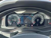 Pohled na přístrojovou desku