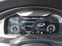 Pohled na přístrojovou desku