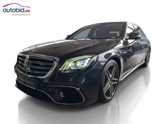 Pogled od napred levo