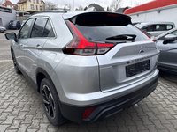 Pogled od pozadi levo