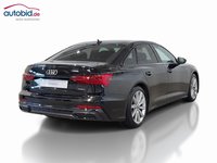 Pogled od pozadi desno