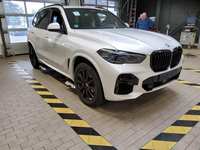 Pogled desno spredaj