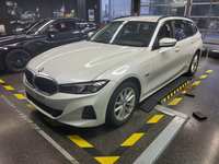 Pogled od napred levo