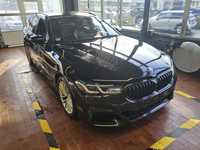 Pogled desno spredaj