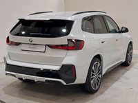 Aanzicht achter rechts