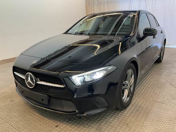 Náhled zpředu zleva