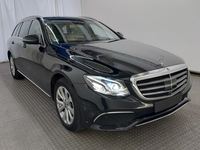 Widok z przodu po stronie prawej