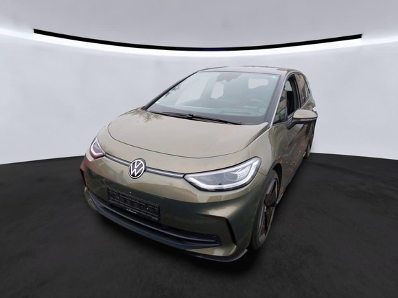 Вид спереди слева