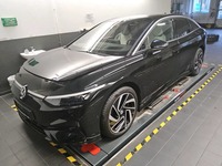 Вид спереди слева