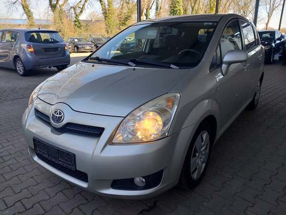 Náhled zpředu zleva