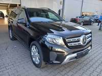 Pogled desno spredaj