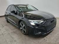 Pogled desno spredaj