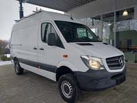 Náhled zpředu zprava