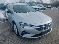 Pogled sprijeda desno