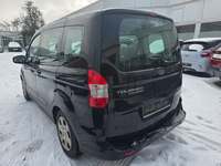 Aanzicht achter links