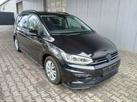 Pogled desno spredaj