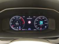 Pohled na přístrojovou desku