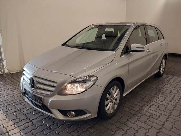 Náhled zpředu zleva