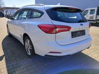 Aanzicht achter links