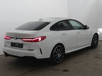 Aanzicht achter rechts