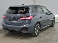 Aanzicht achter rechts