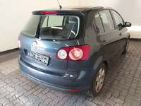 Aanzicht achter rechts