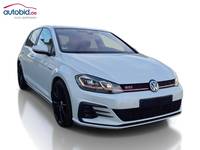 Pogled desno spredaj