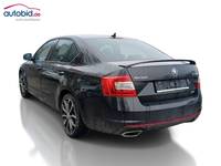 Widok z tyłu po stronie lewej