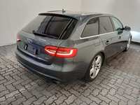 Aanzicht achter rechts