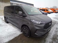 Pogled desno spredaj