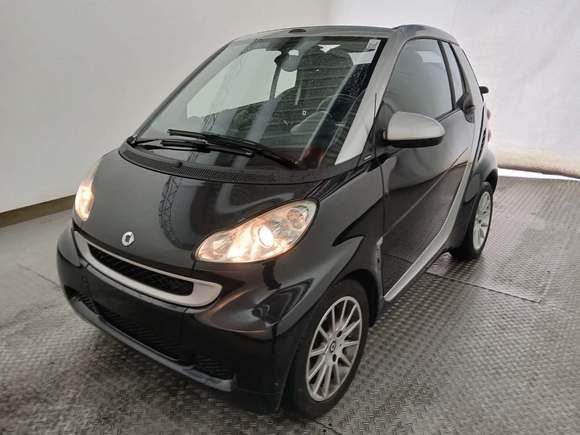 Widok z przodu po stronie lewej