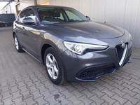 Pogled desno spredaj