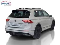 Pogled od pozadi desno