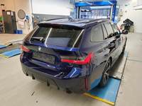 Pogled od pozadi desno