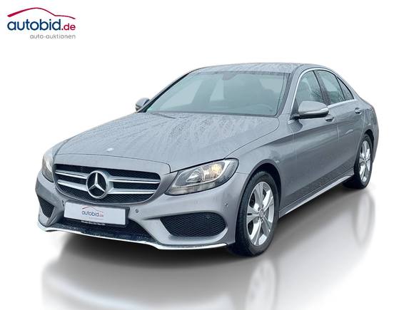 Pogled od napred levo