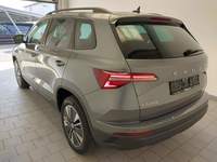 Vista traseira esquerda