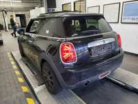 Widok z tyłu po stronie lewej