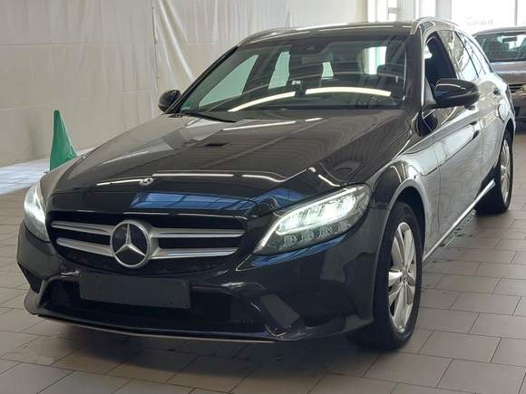 Vue de l’avant gauche