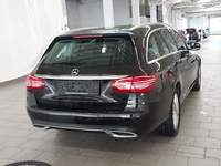 Vue de l’arrière droit