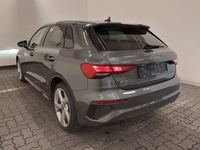 Vista traseira esquerda