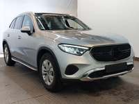 Pogled sprijeda desno