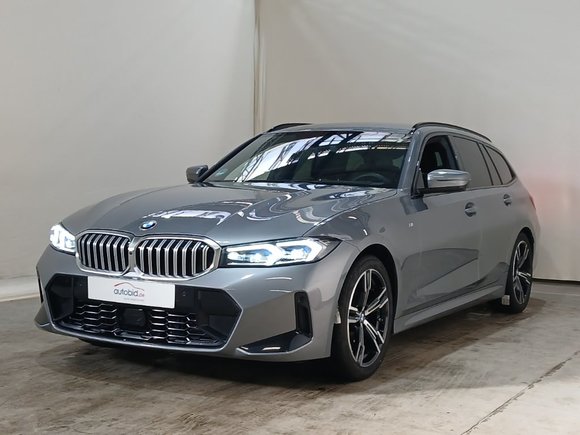 Pogled od napred levo