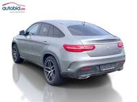 Widok z tyłu po stronie lewej