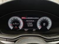 Pohled na přístrojovou desku