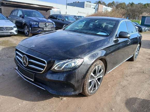 Náhled zpředu zleva